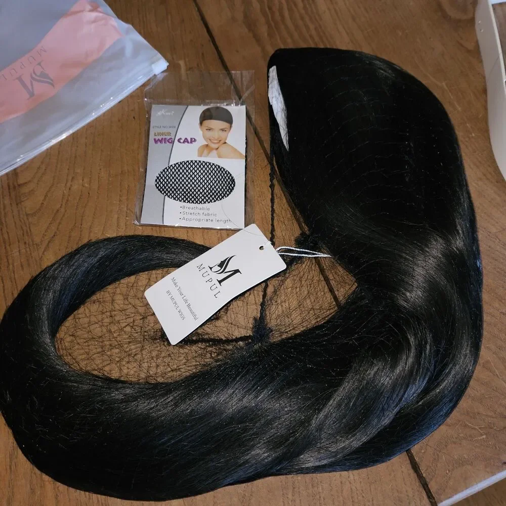 Mupul Super Silky Long Black Wig Women’s One Size Center Part Heat Resistant NIP